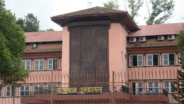 लुम्बिनी प्रदेशका चारजना सांसदद्धारा सर्वोच्चमा रिट